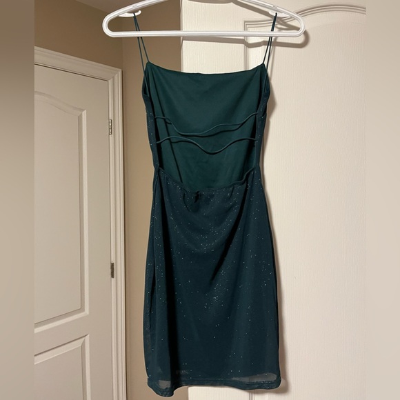 Mini Bodycon dress - Picture 2 of 3